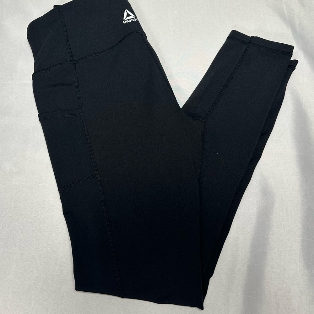⭐️5/25⭐️Reebok Woman's Black Leggings Size Small